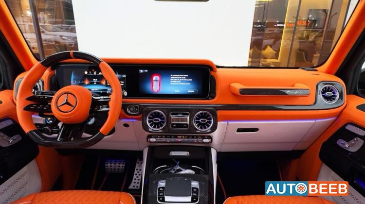Mercedes Benz G63 AMG 2025