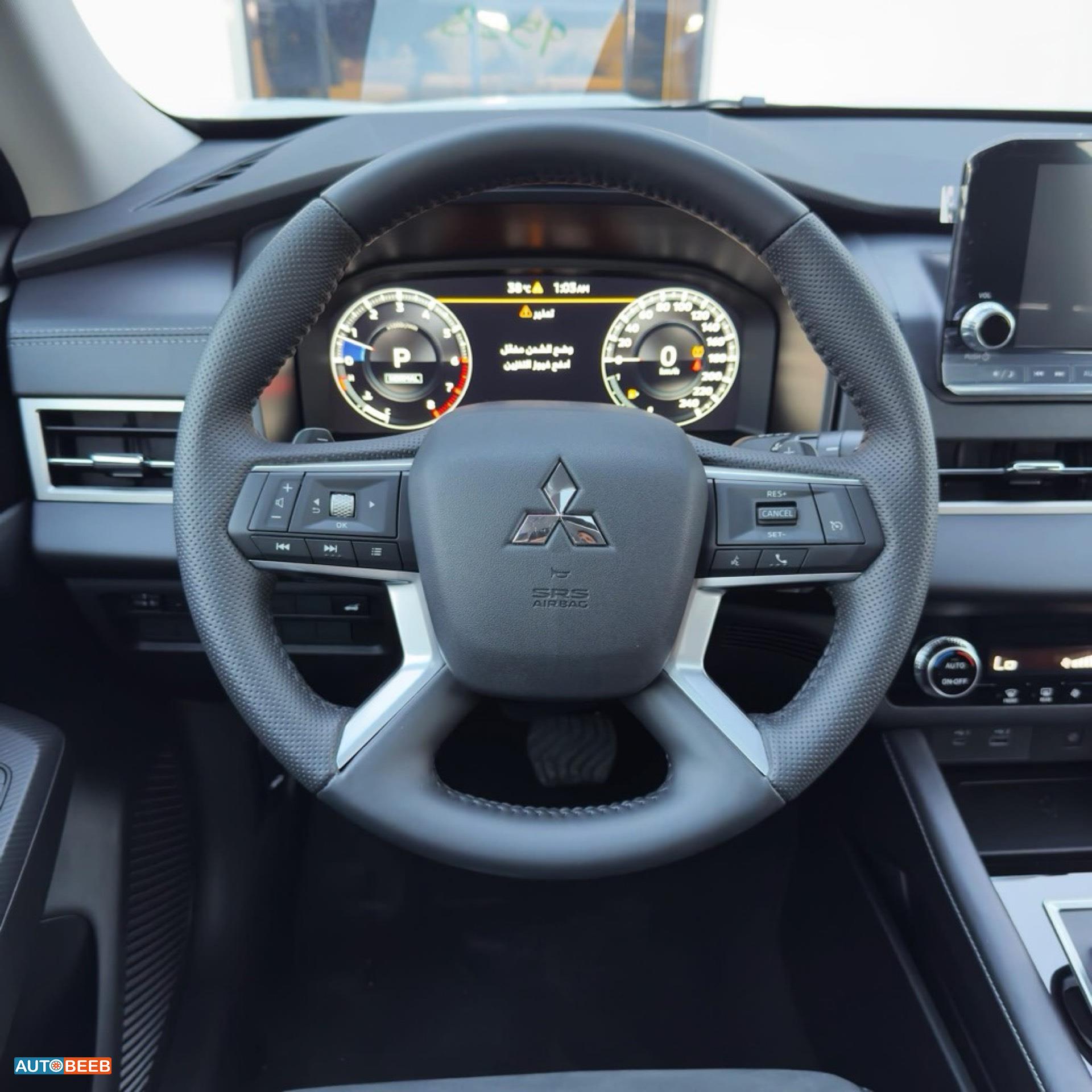 Mitsubishi Outlander 2025