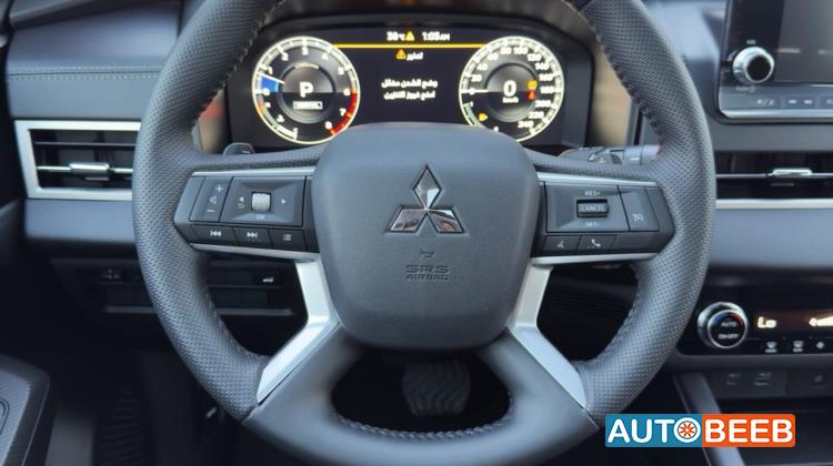 Mitsubishi Outlander 2025