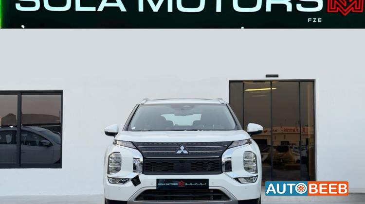 Mitsubishi Outlander 2025