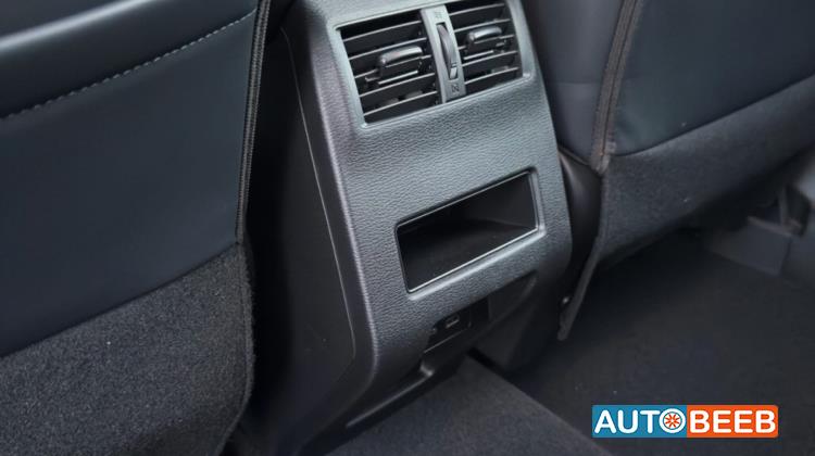 Mitsubishi Outlander 2025