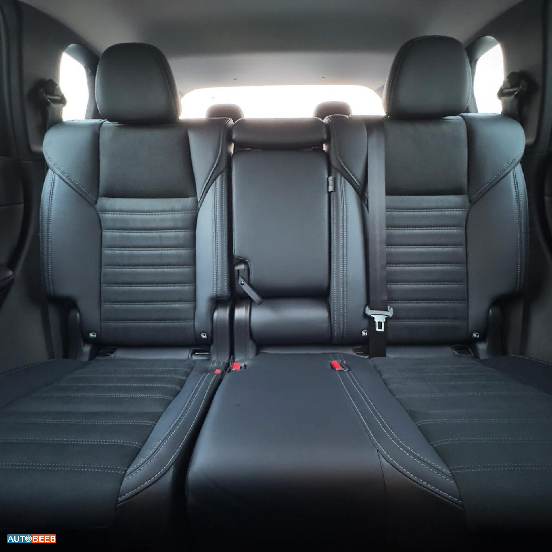 Mitsubishi Outlander 2025