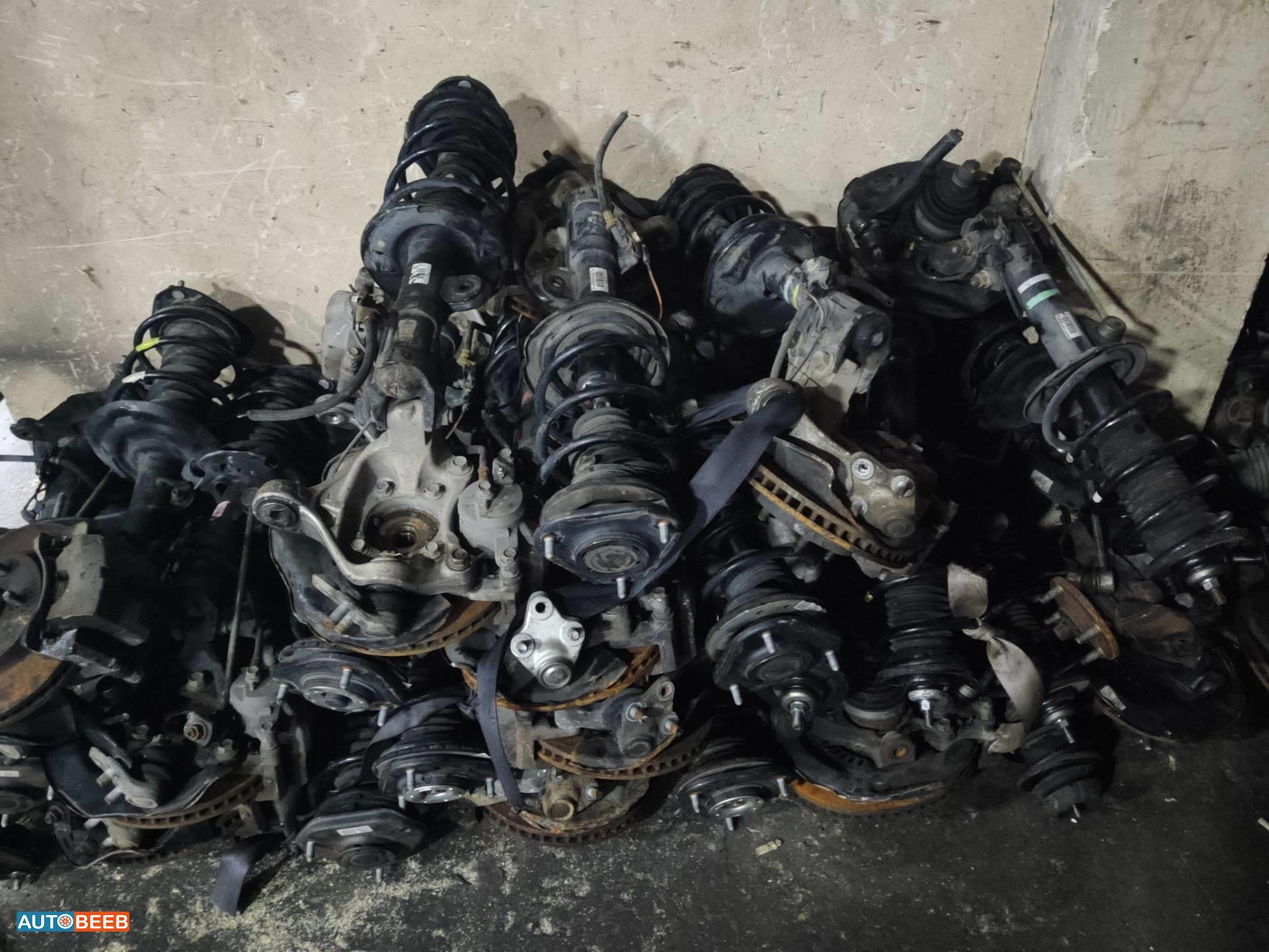  Shock Absorber Toyota Prius