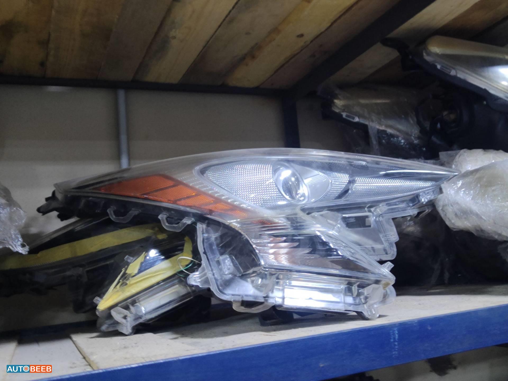 Lights Front light Toyota Prius