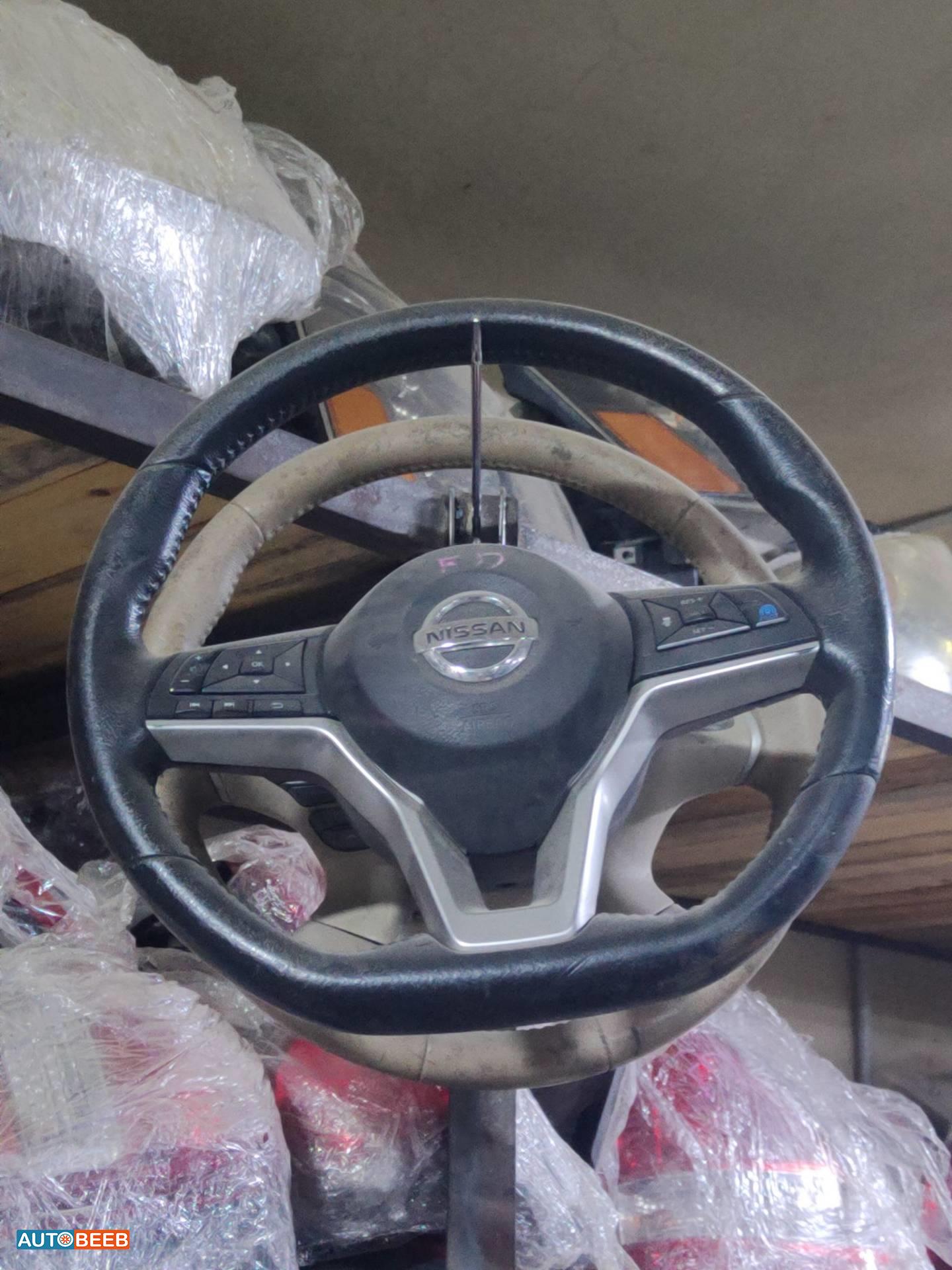 Cabin  Steering Wheel Nissan Kicks