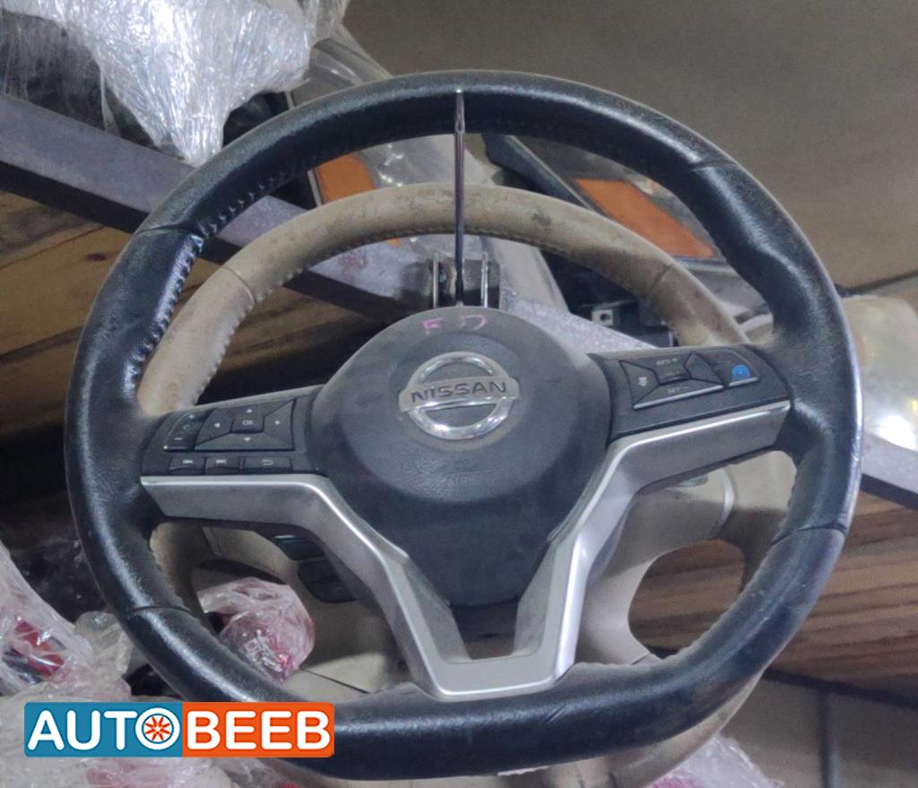 Cabin  Steering Wheel Nissan Kicks