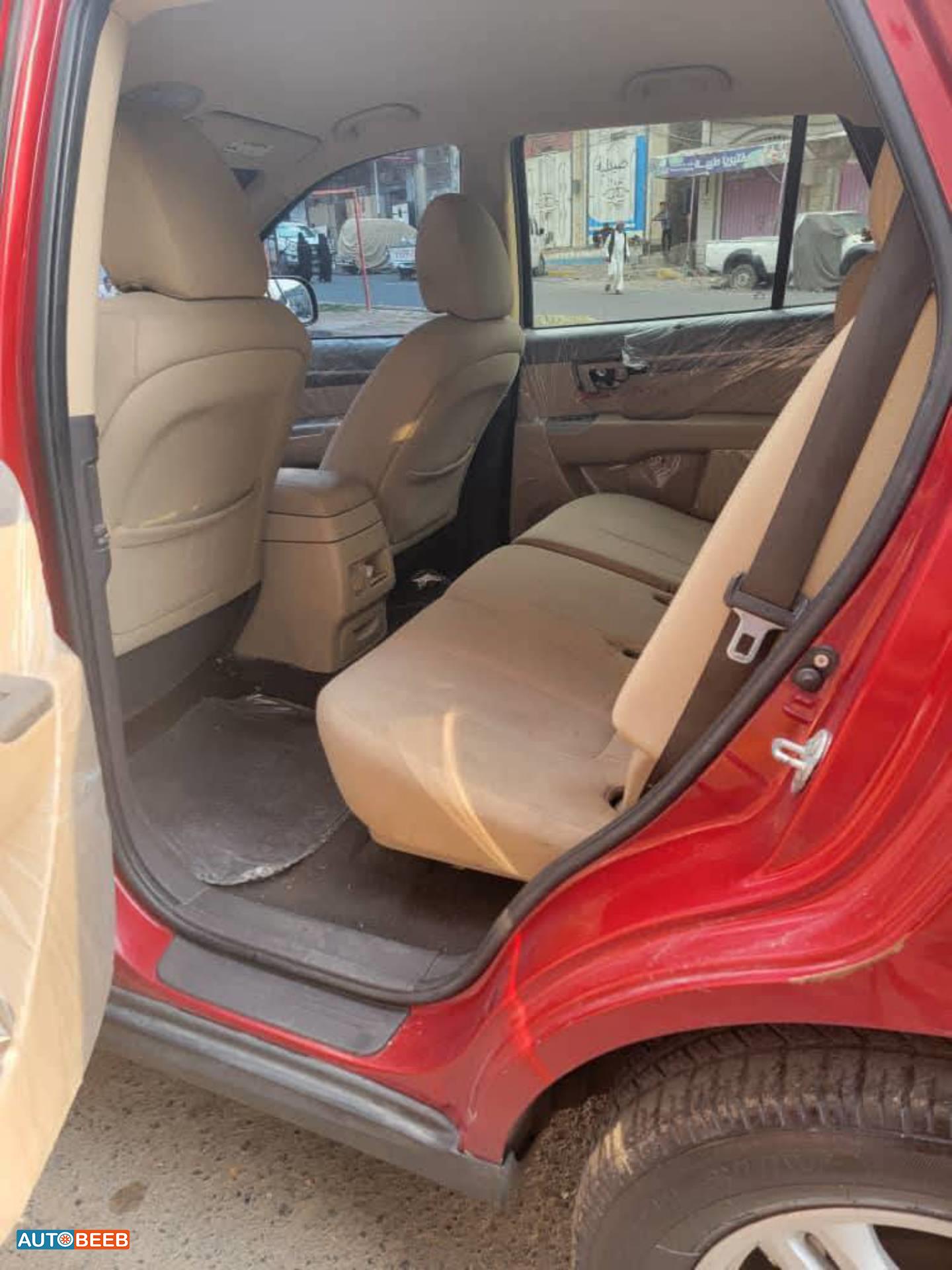 Hyundai Santa Fe 2011