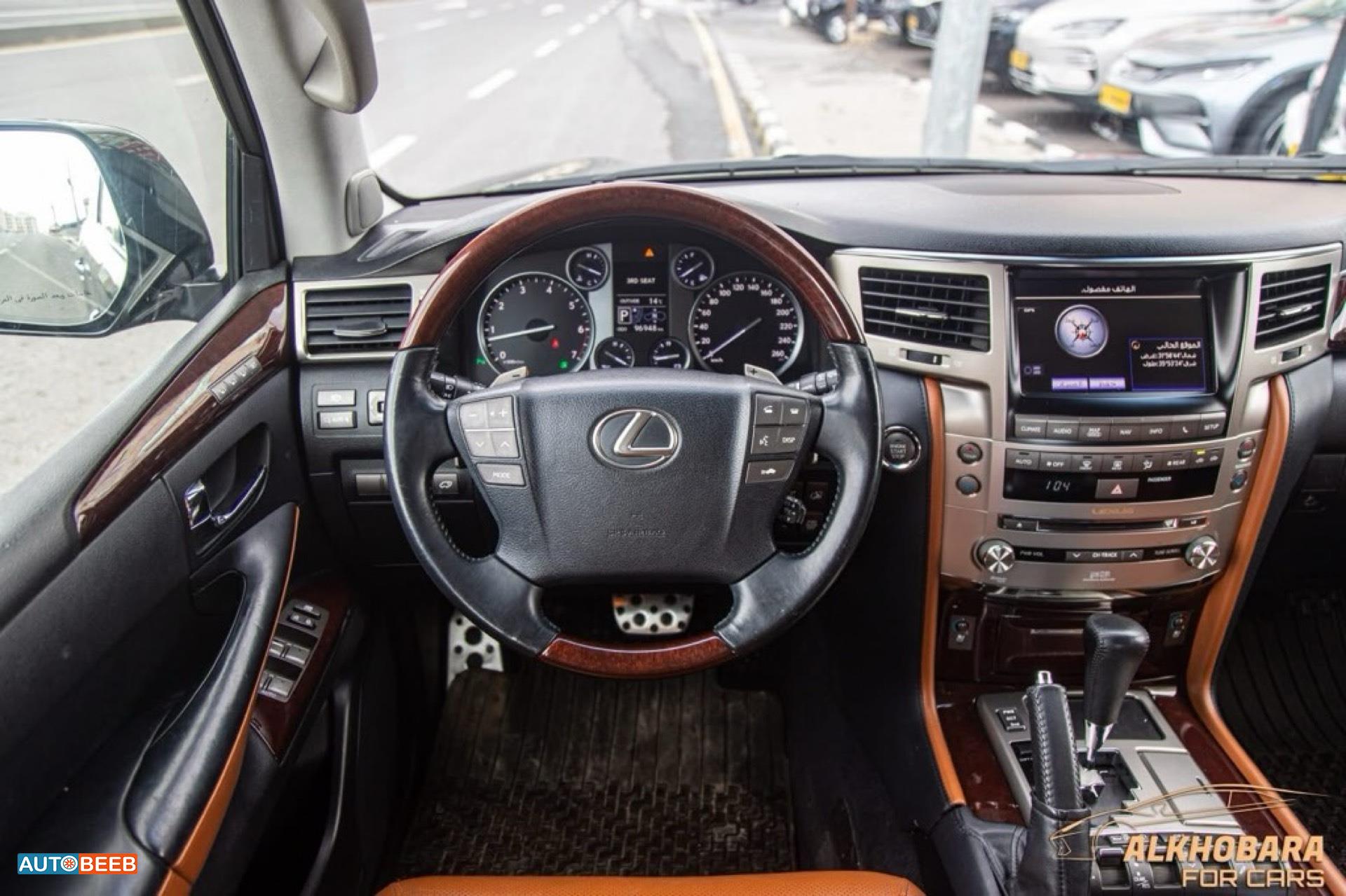 Lexus LX570 2015