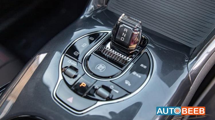 بي واي دي E2 2025