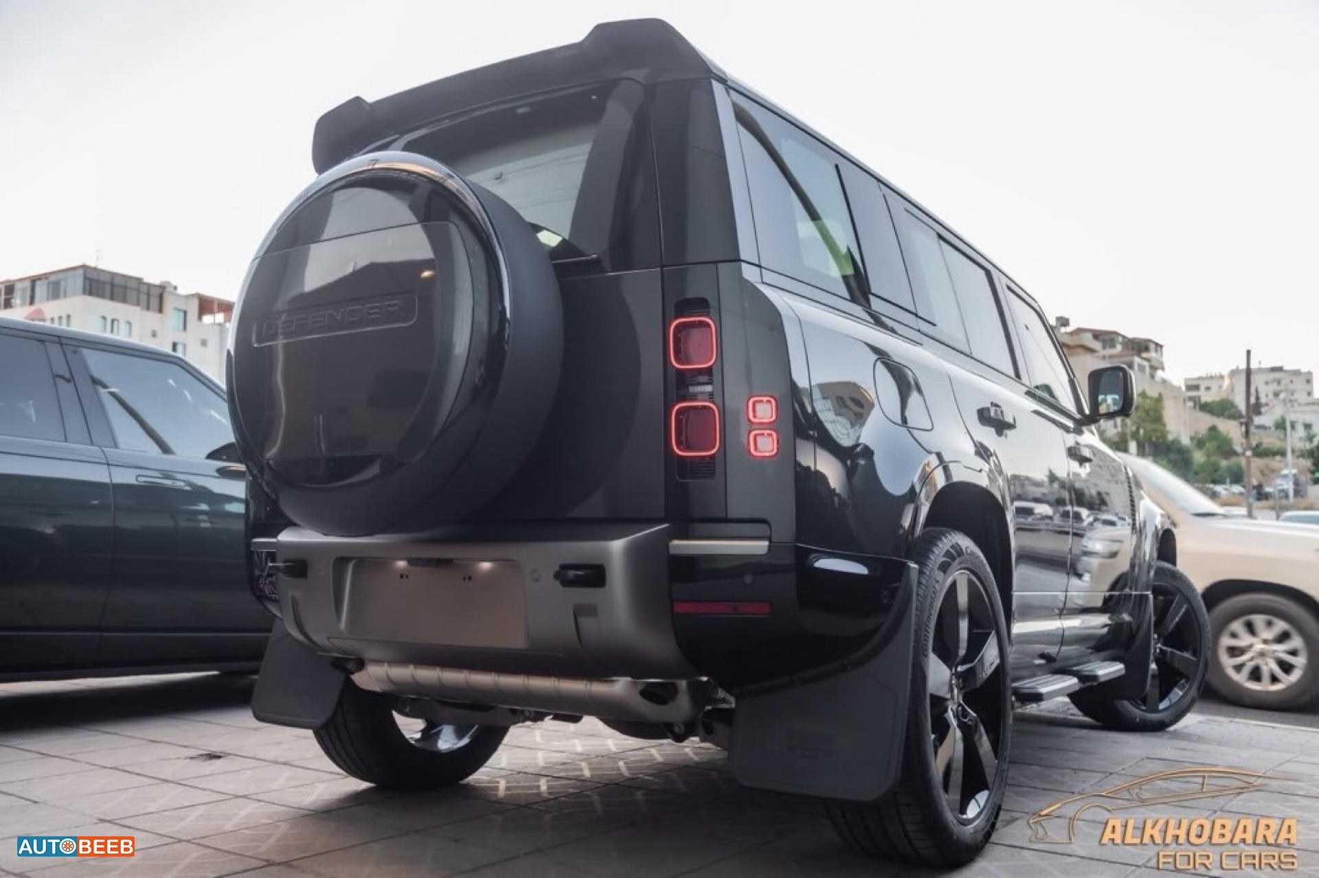 Land Rover Defender 2025