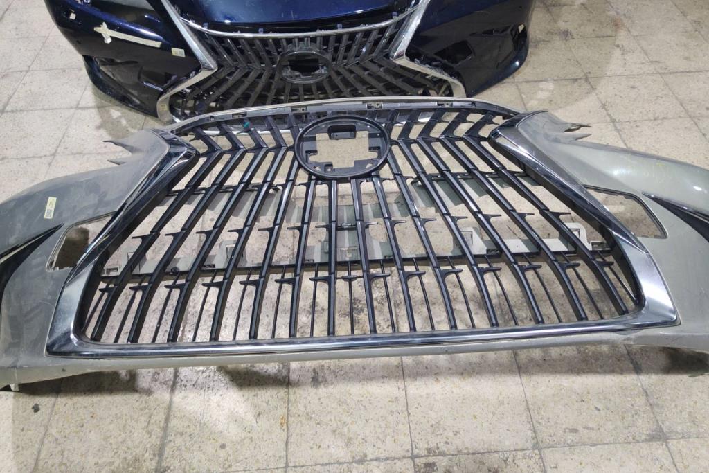 طمبون امامي لكزس es300 2020 2021