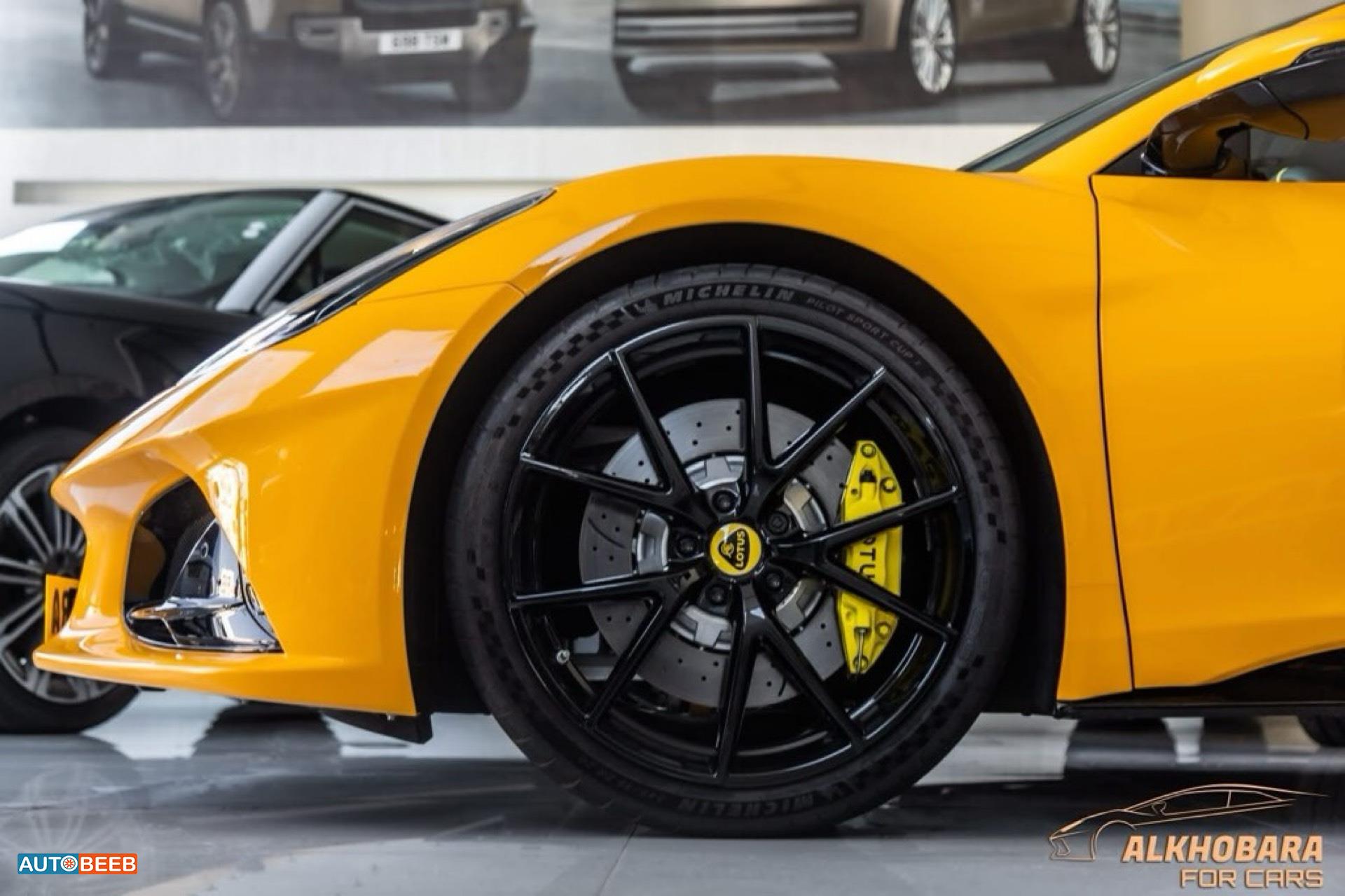 Lotus Emira 2024