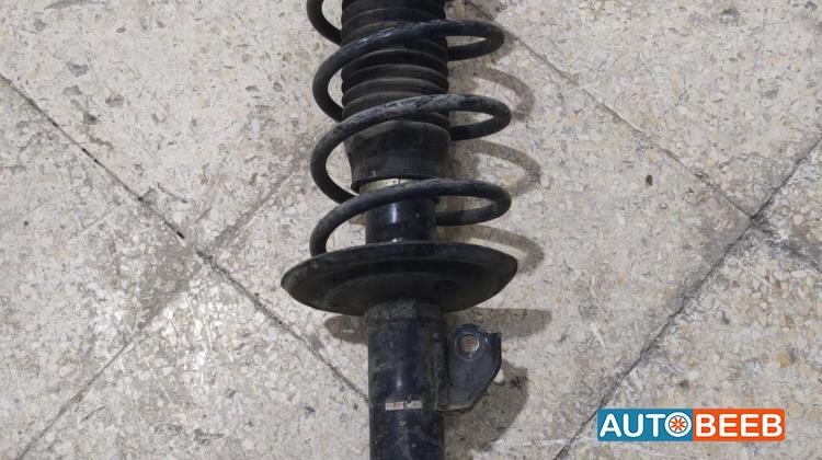 صنوبرص امامي تويوتا يارس 2016 2017