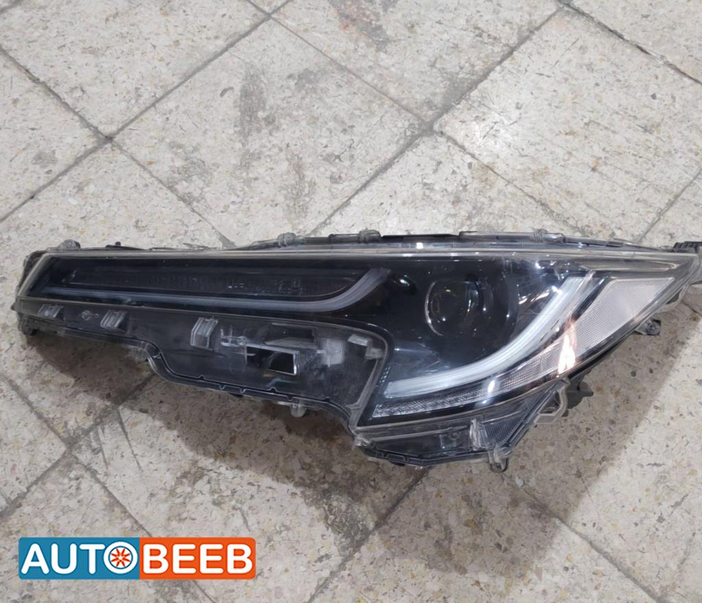 ضوء امامي يمين شمال تويوتا كورولا وارد امريكي 2020 2021