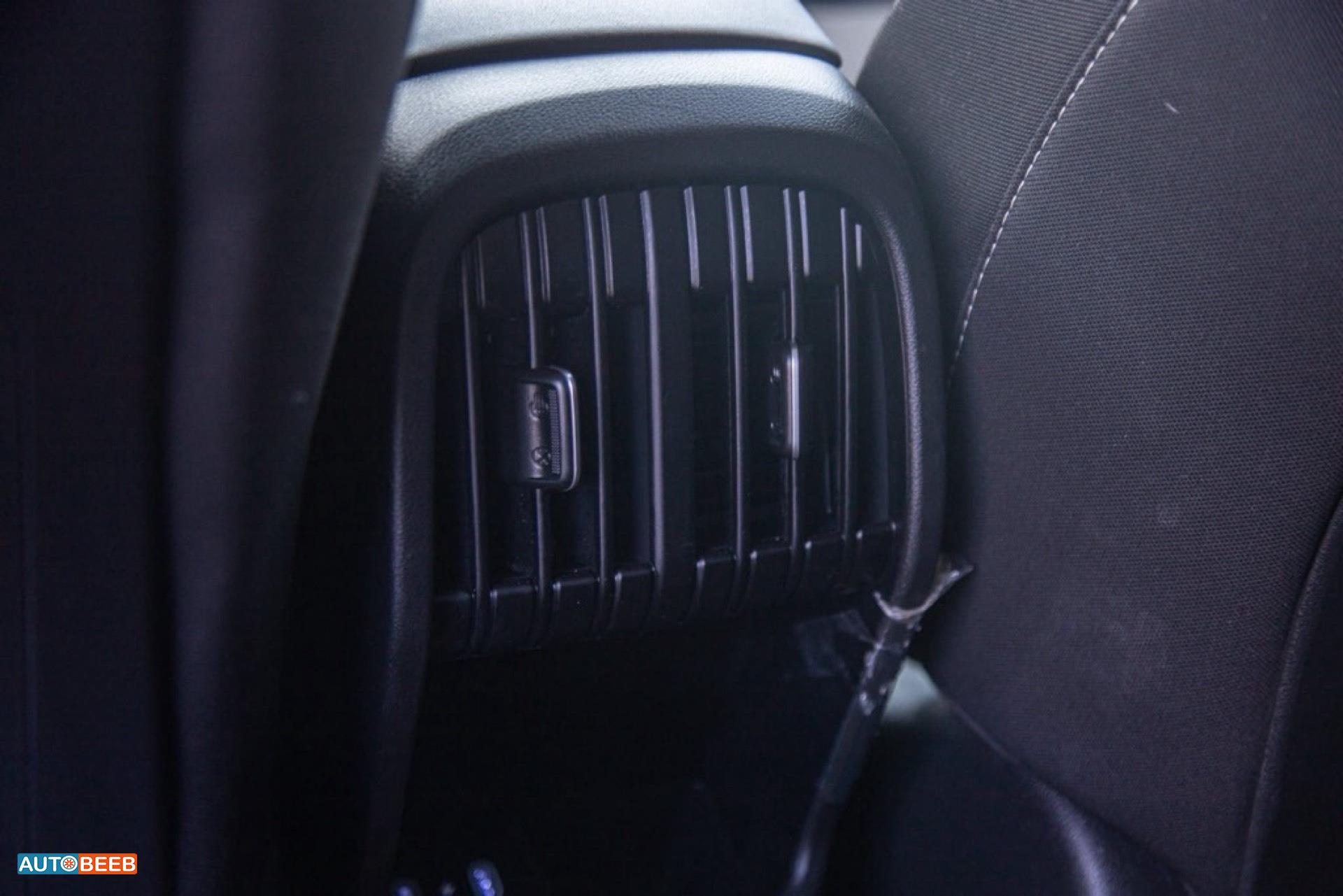 هيونداي كونا 2025