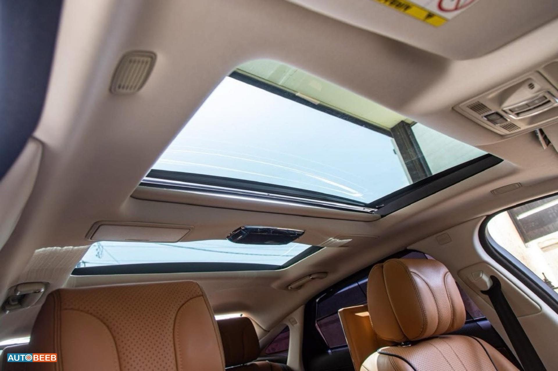 جاكوار XJ 2015