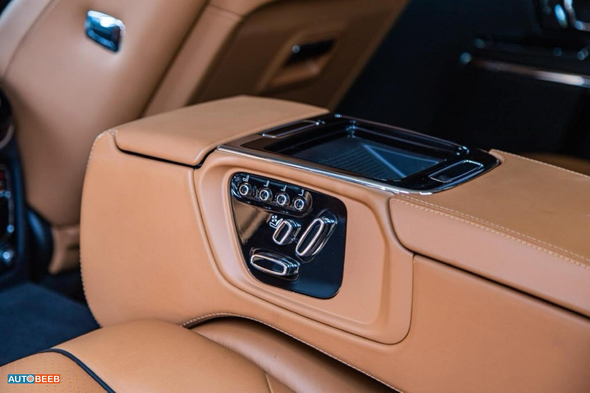 جاكوار XJ 2015