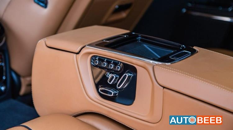 جاكوار XJ 2015