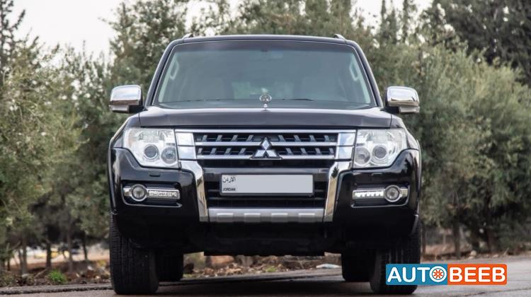 Mitsubishi Pajero 2015