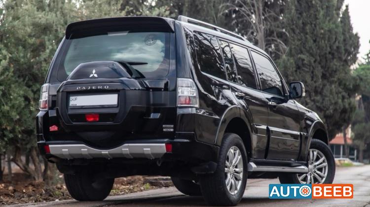 Mitsubishi Pajero 2015
