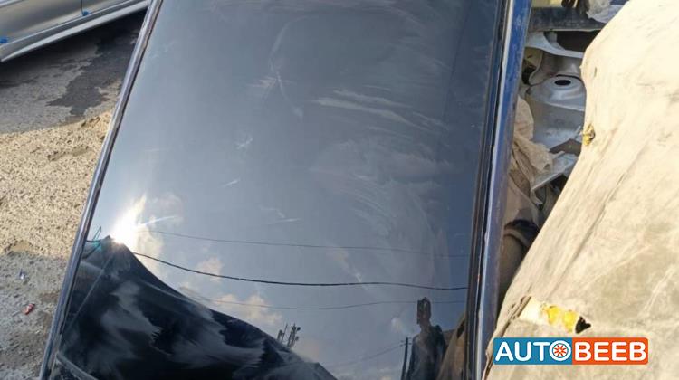 Body  Glass Peugeot 206