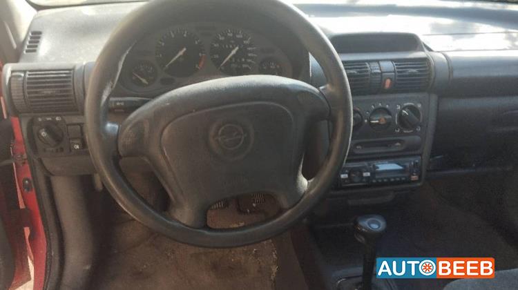 اوبل فيتا 1996