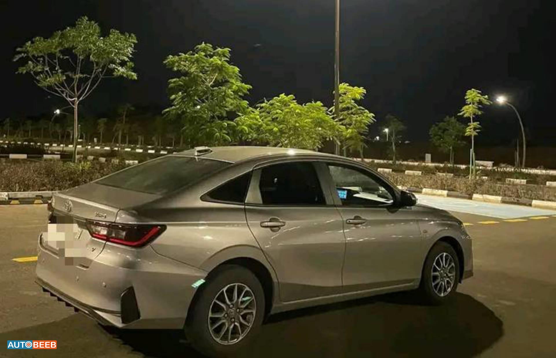 تويوتا ياريس 2024