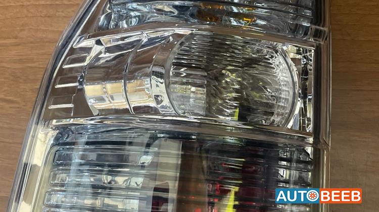 Lights Front light Mitsubishi Pajero