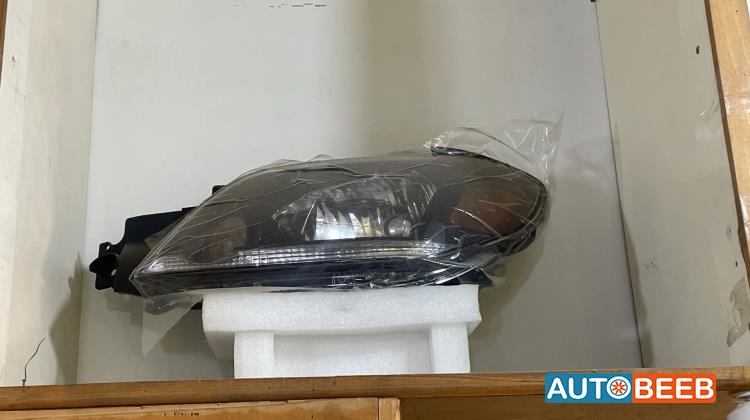 Lights Front light Mitsubishi Outlander