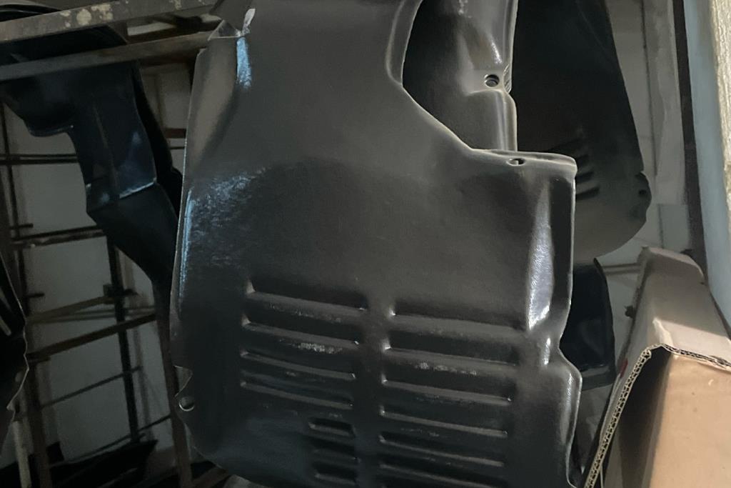 Body  RR BUMPER Mitsubishi Lancer