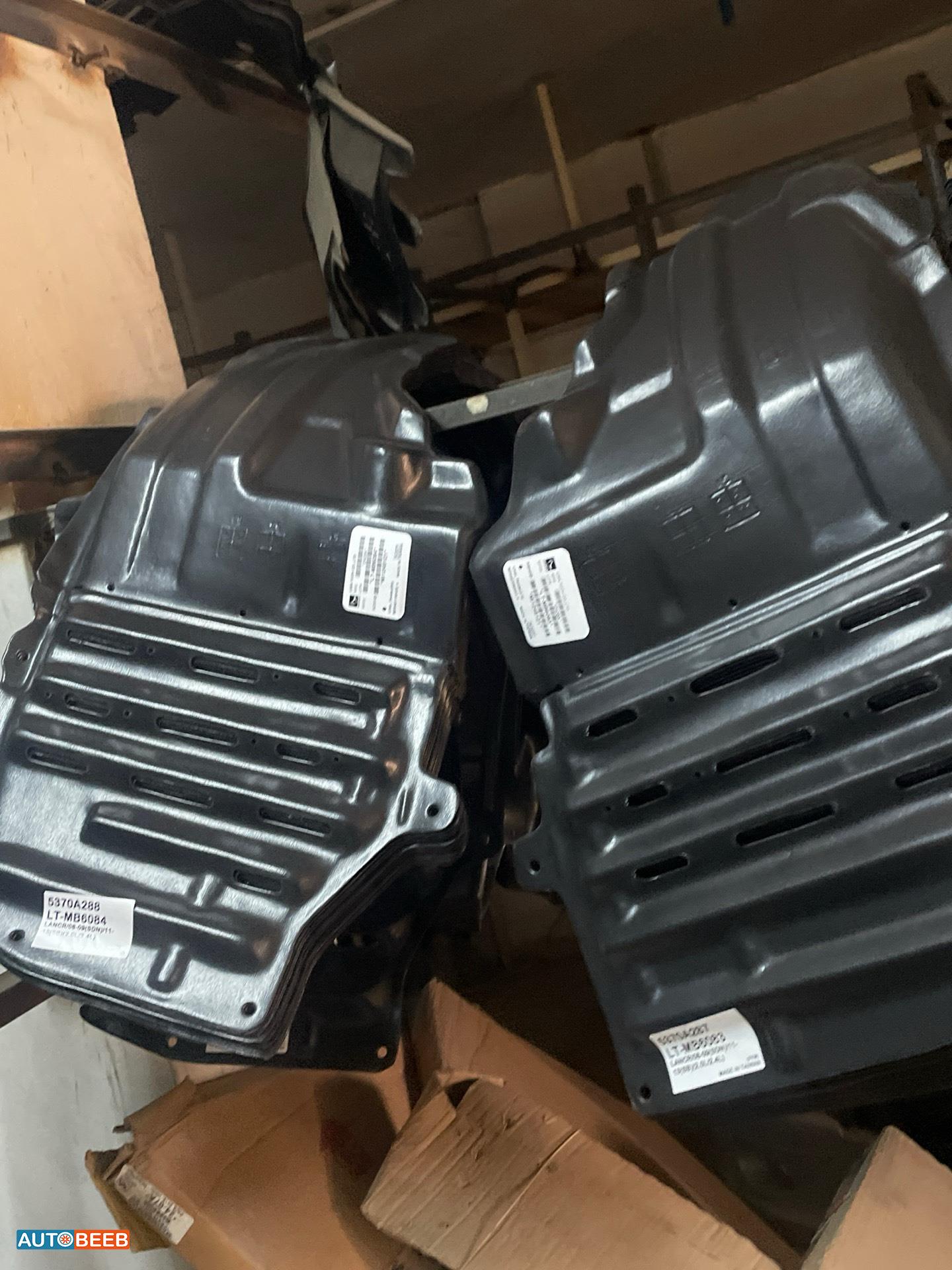 Body  RR BUMPER Mitsubishi Lancer