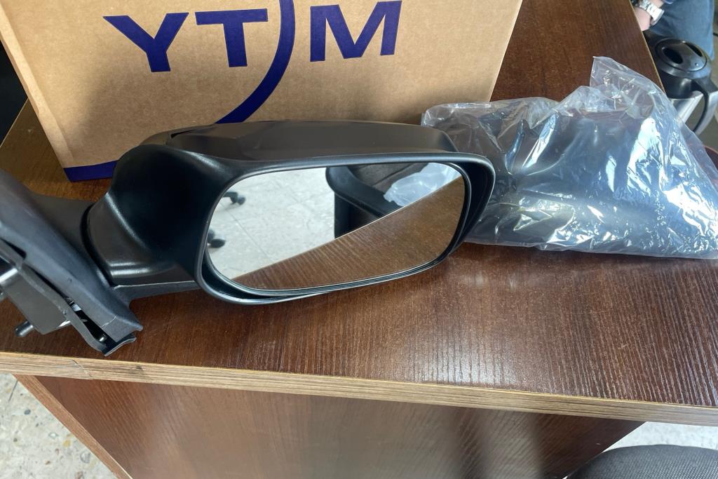 مرآة جانبية تويوتا كورولا 2010 2011 2012