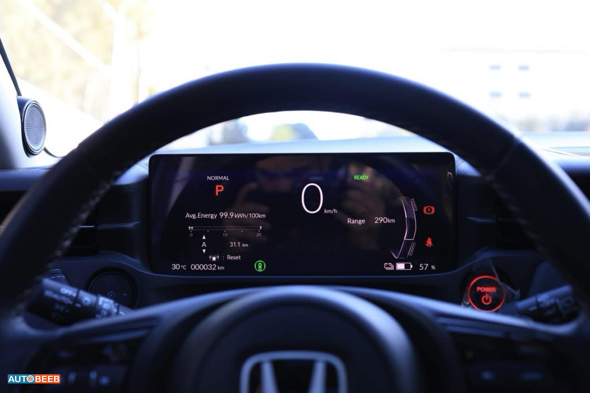 هوندا e:NS1 2023