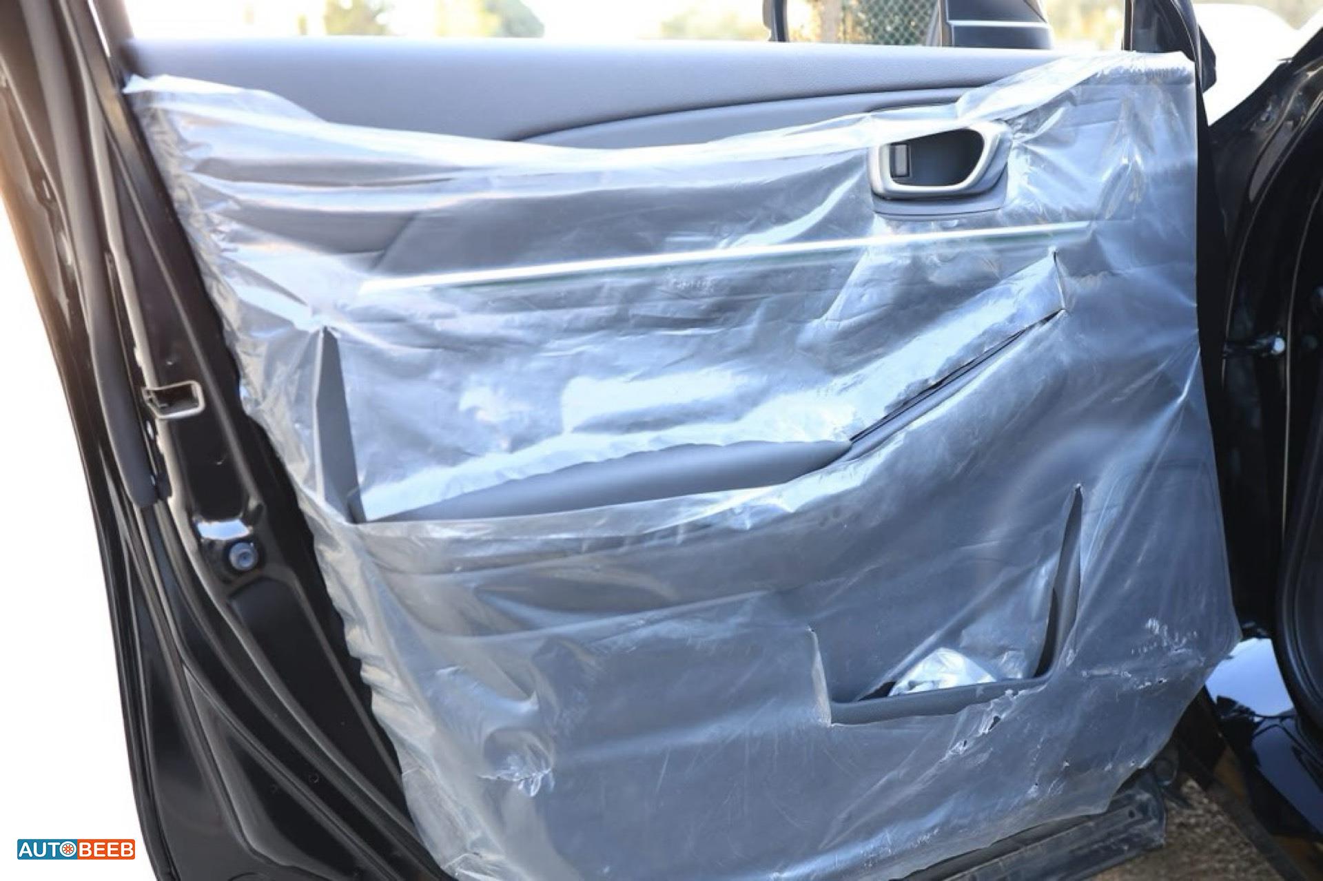 هوندا e:NS1 2023