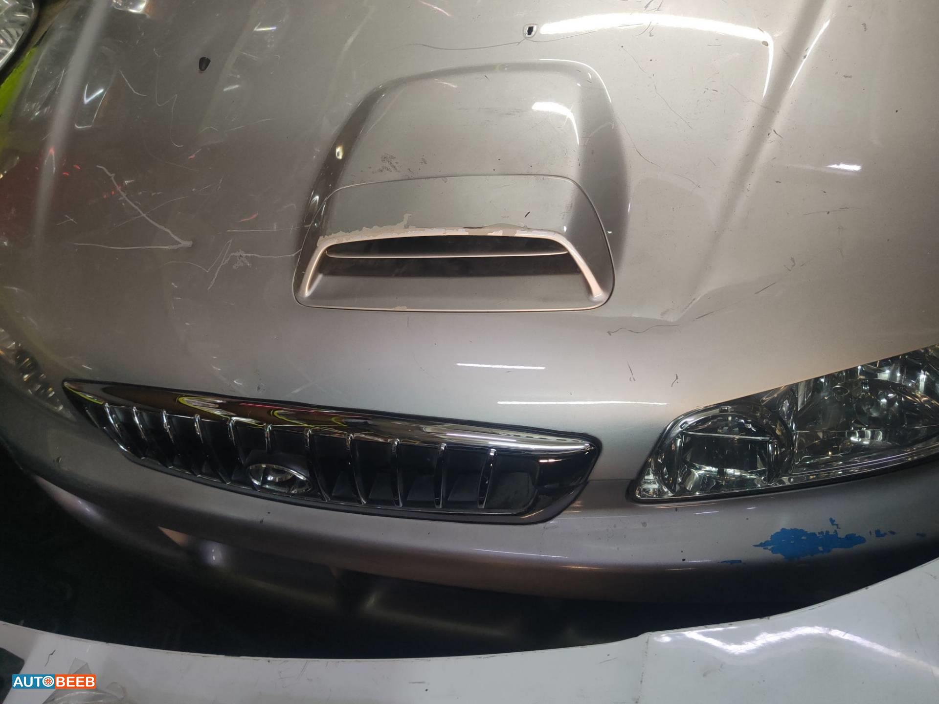 Body  Front clip Hyundai H1