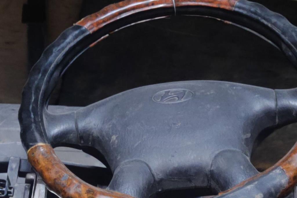 Cabin  Steering Wheel Hyundai H1