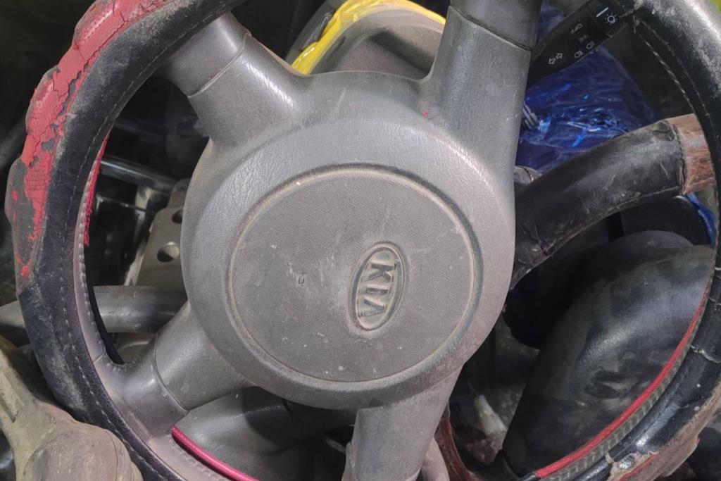 Cabin  Steering Wheel KIA Bongo