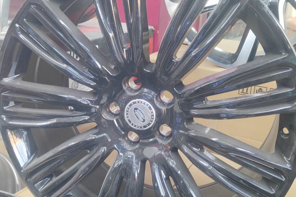 Wheel and Rims Rims Land Rover 