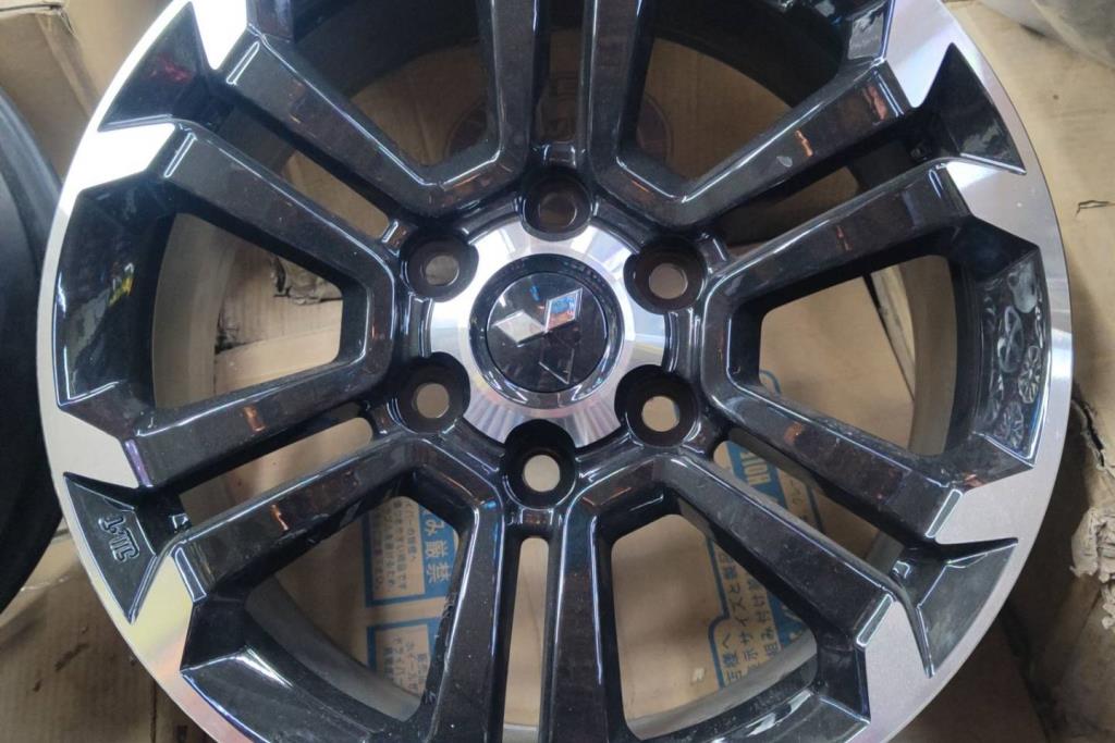 Wheel and Rims Rims Mitsubishi L200