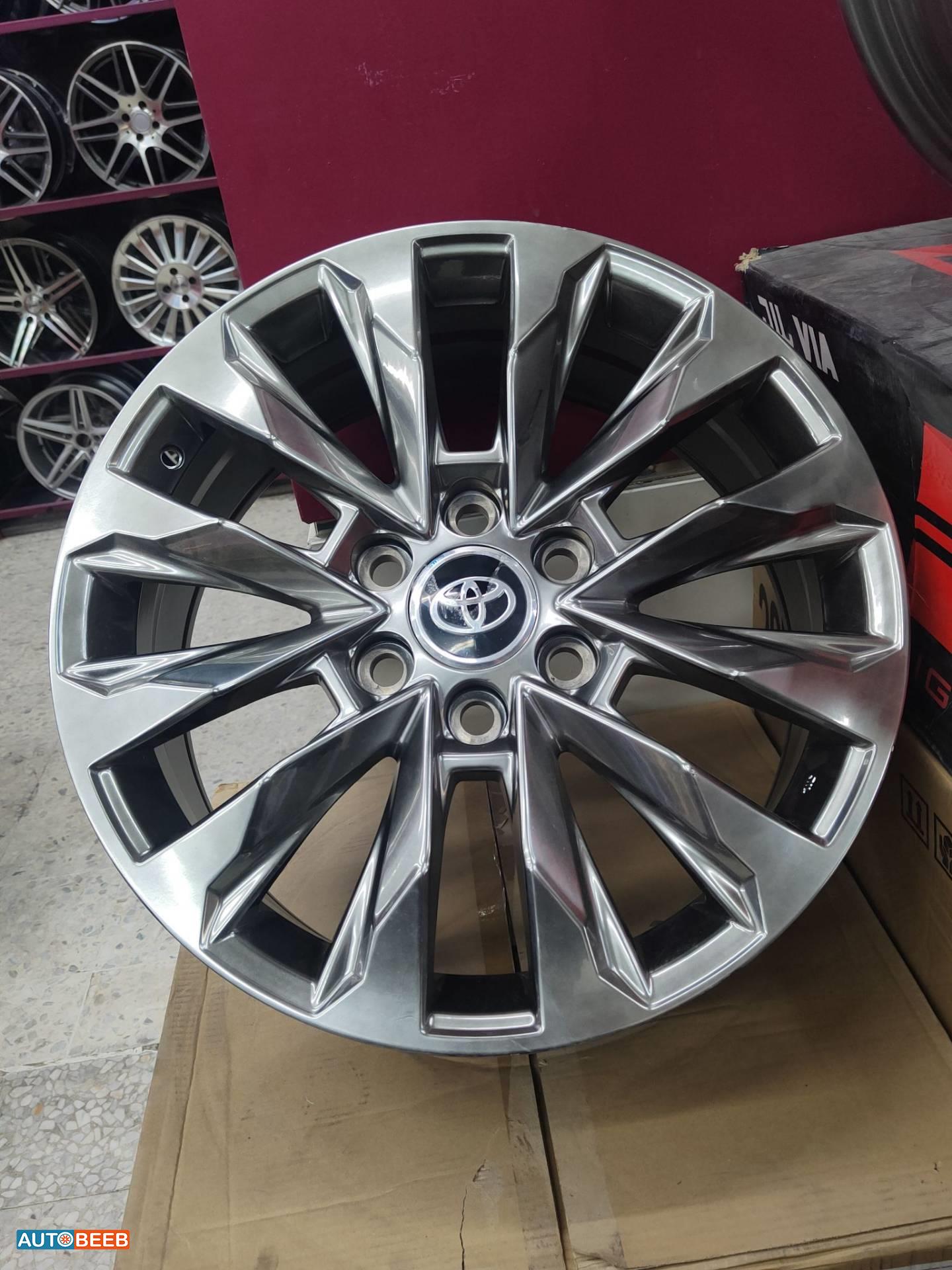 Wheel and Rims Rims Toyota Land Cruiser