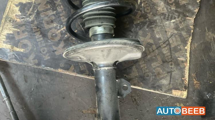  Shock Absorber Toyota Corolla