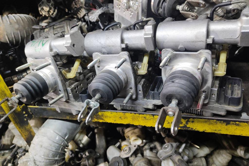  Mechanics  Toyota Camry