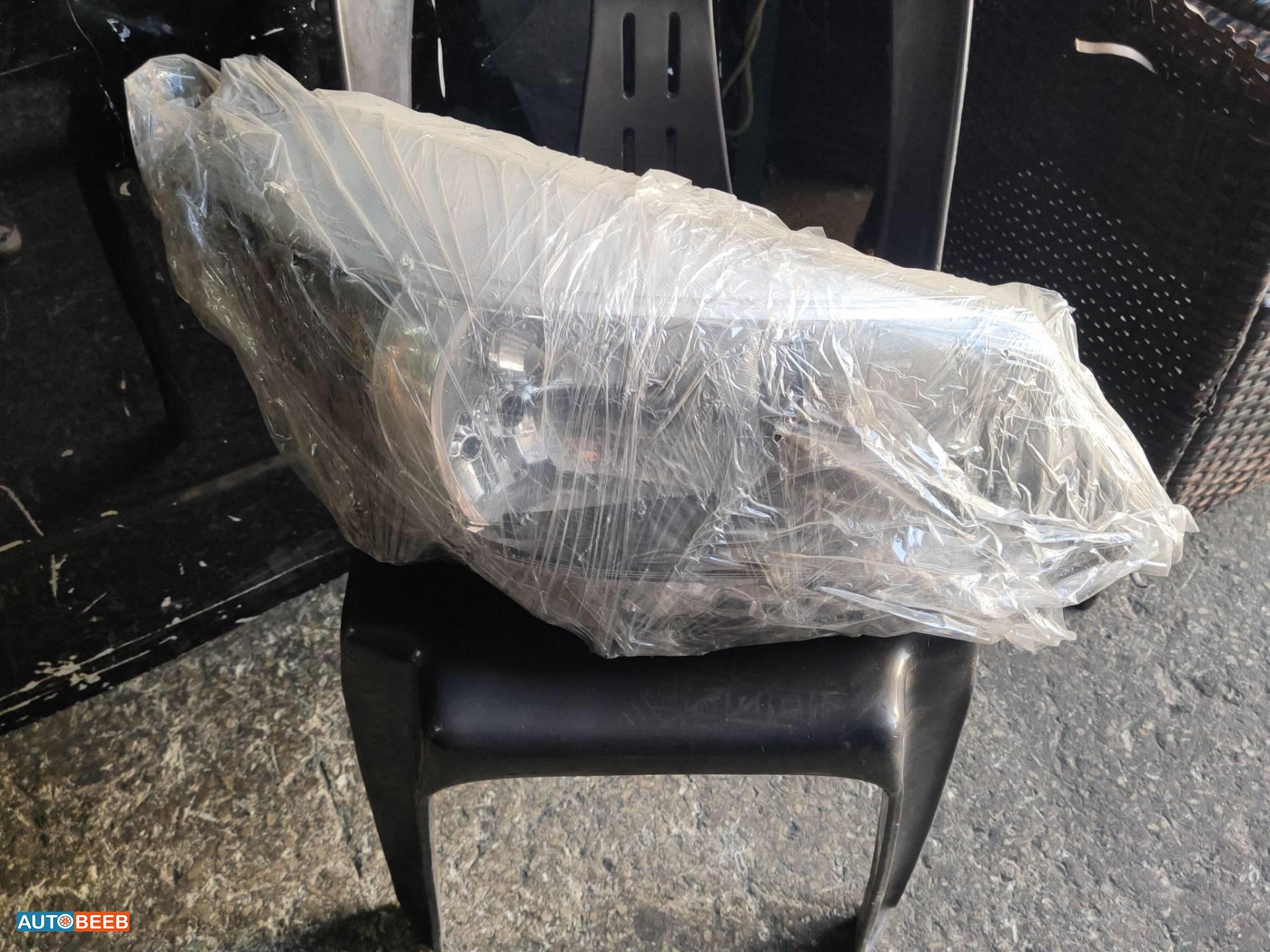 Lights Front light Toyota Yaris