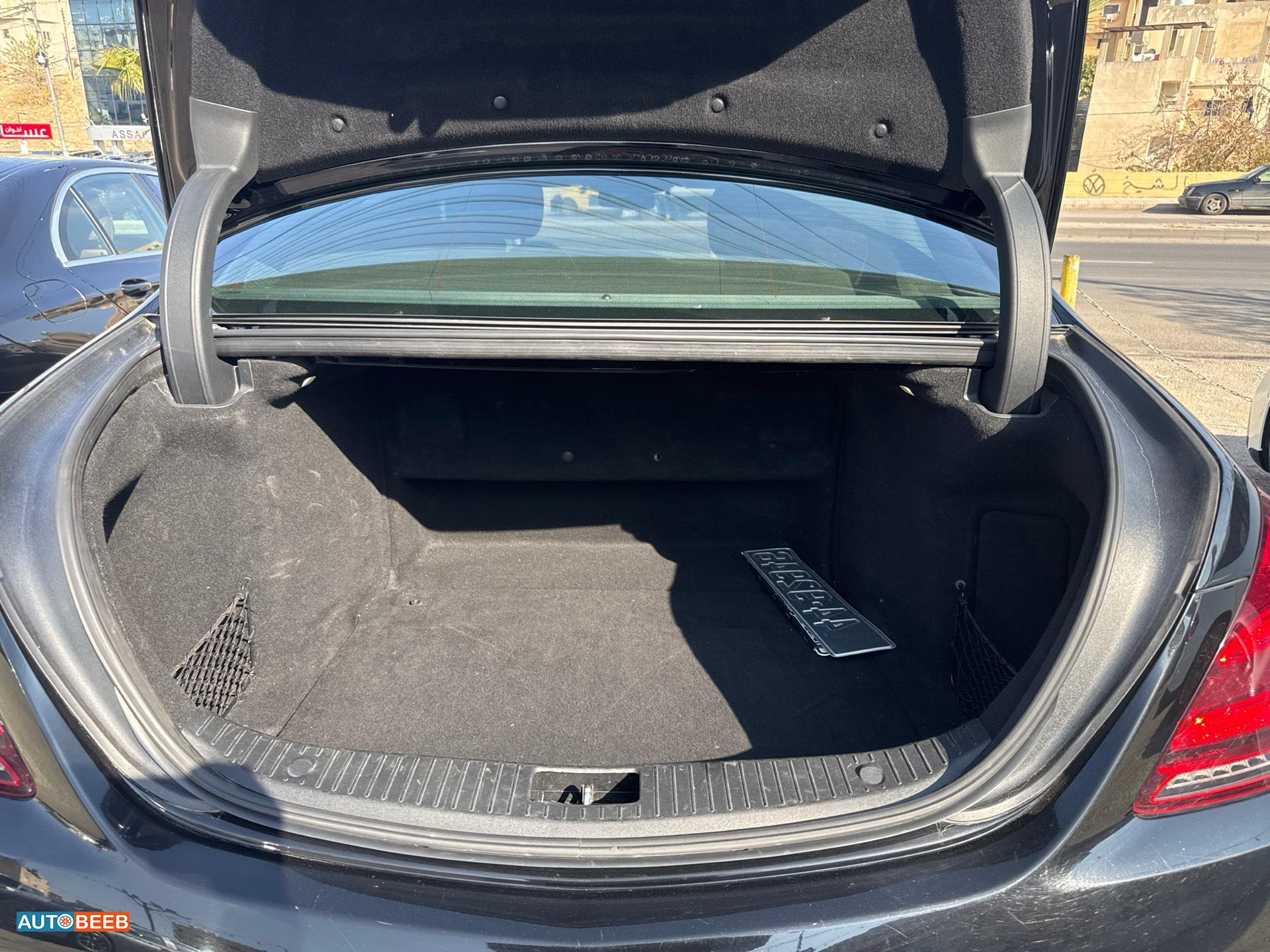 Mercedes Benz S320 2019