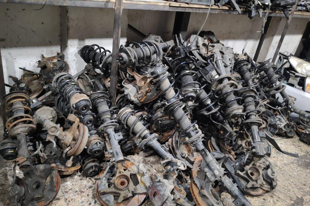  Shock Absorber Hyundai Avante