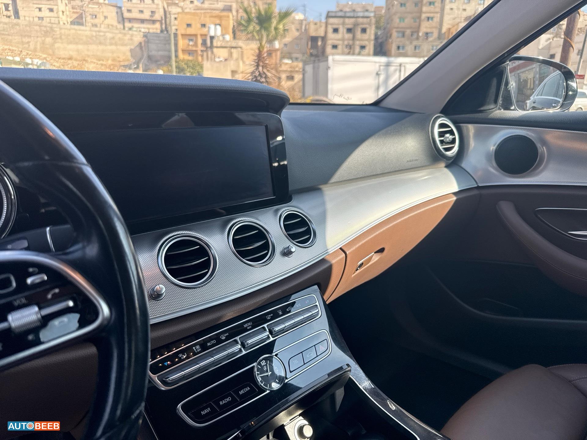 Mercedes Benz E350e 2019