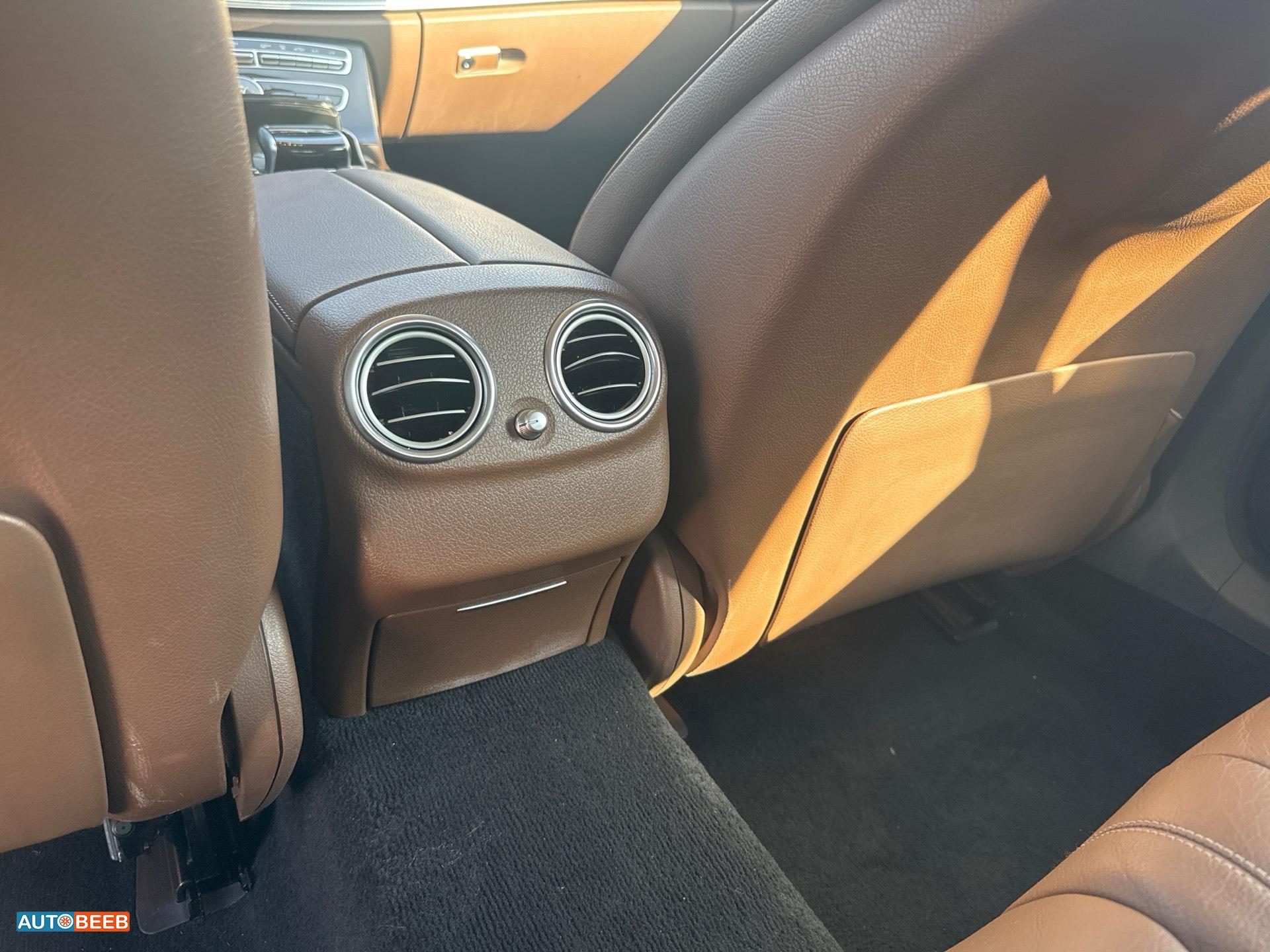 Mercedes Benz E350e 2019