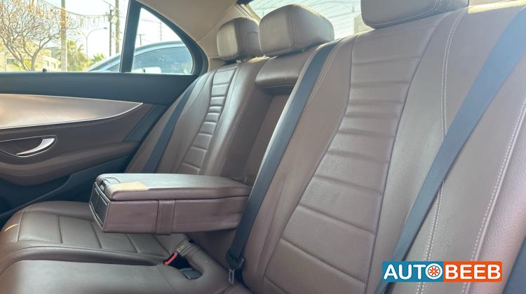 Mercedes Benz E350e 2019