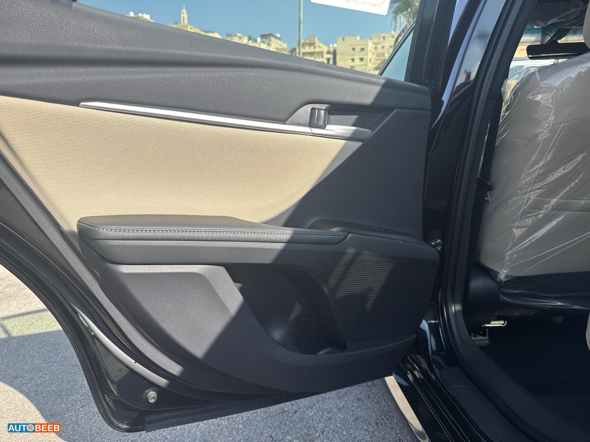 تويوتا كامري 2025