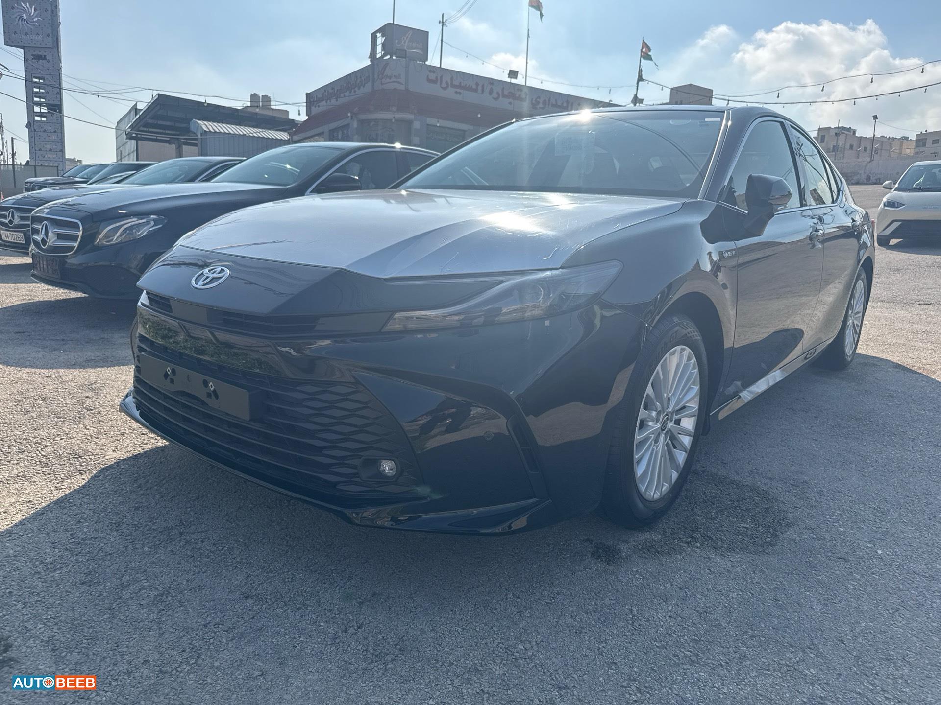 تويوتا كامري 2025